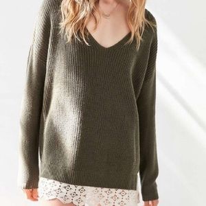 Kimchi Blue - Olive knit sweater with lace trim